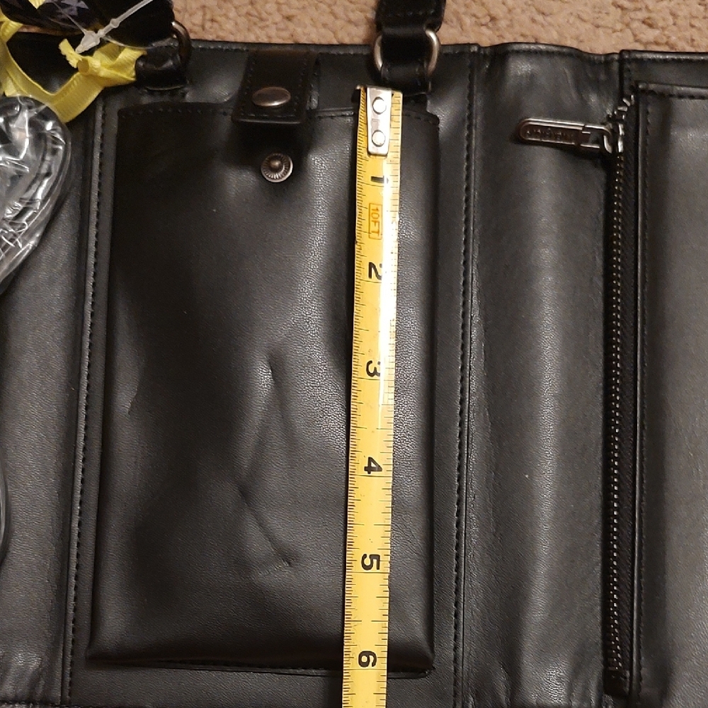 Wrangler Black and Gray Geometric Crossbody Or Wristlet - Picture 10 of 14